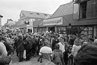 365 BA Robertson 06.jpg