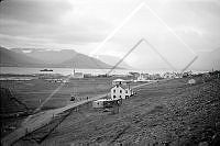 EYH 002 003 3-2.jpg
