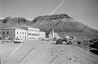 EYH 002 001 1-2.jpg