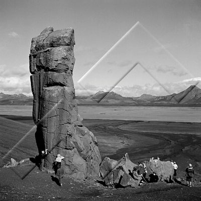 ÓSS 008 017 2-2