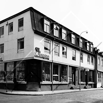 ÁBS 10 356.jpg