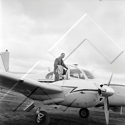 ALB 012 027 1-1