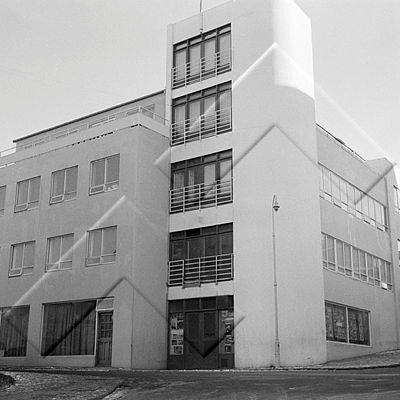 ARI 002 028 1-2