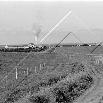 EIJ 1982 032 021