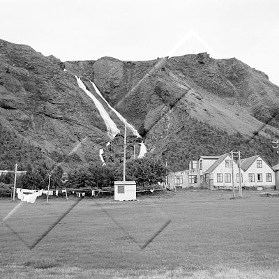 EYH 003 016 1-1.jpg