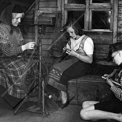 365 kvikmyndir Síðasti bærinn í dalnum 03