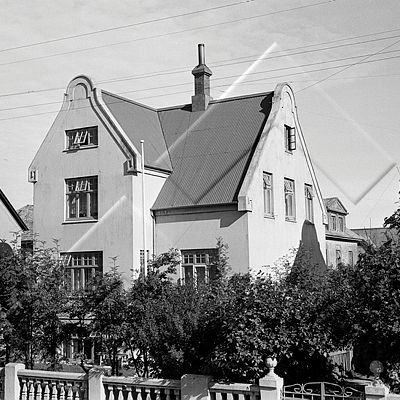 VIG 0424 01