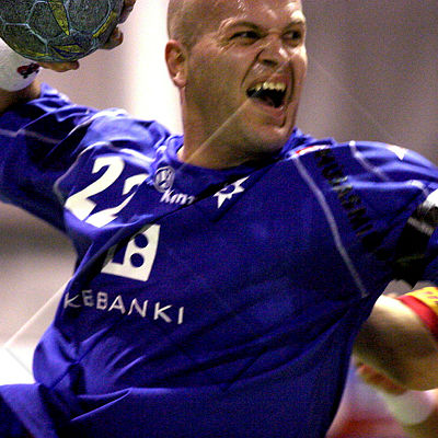 FBL AB 00055.jpg