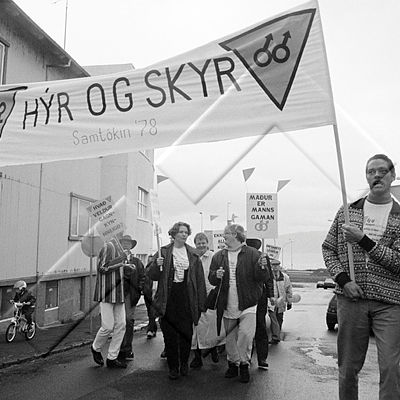 BÁK HIN 32-4 7-6