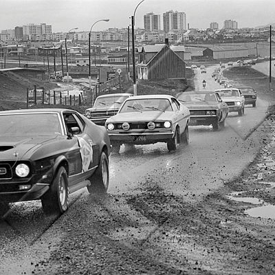 365 bílar kvartmíla 01