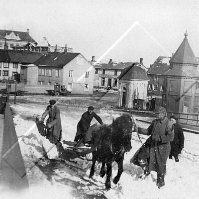 KAN 2010 30 037 2-2.jpg