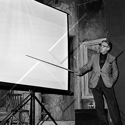 365 Hörður Ágústsson 1