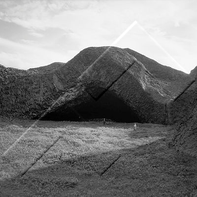 ÓSS 006 050 1-1.jpg
