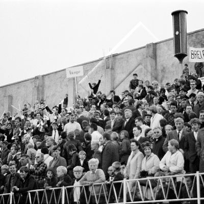 BJB 015 088 4-5.jpg