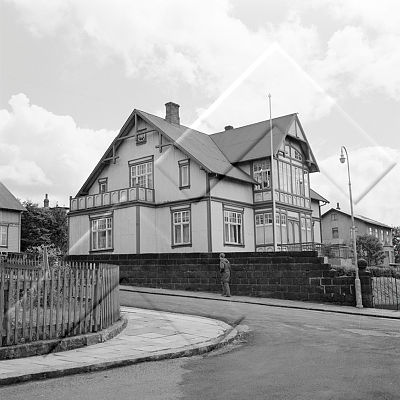 JÓJ 001 113 3-1
