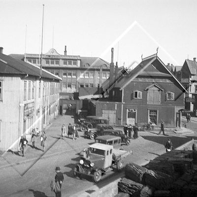 KAN 001 043 4-2.jpg