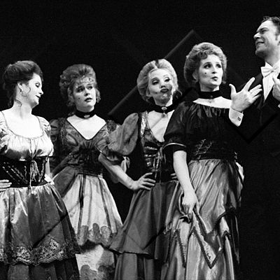 365 óperur Sardasfurstynjan 06