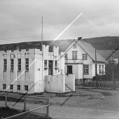 ÓSS 008 034 1-1