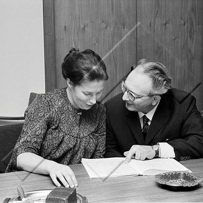 ALB 012 121  5-2.jpg