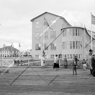 PTH 013 116 5-1.jpg
