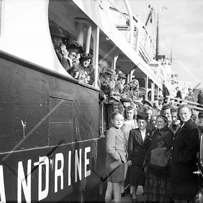 KAN 001 109 3-2.jpg