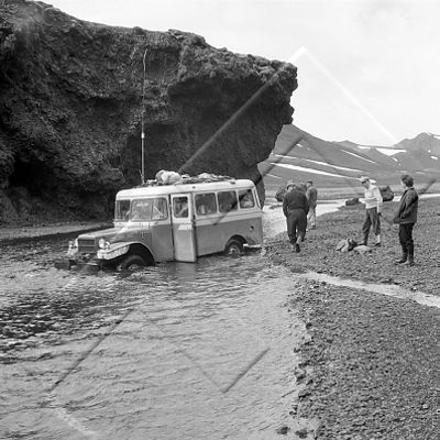 EYH 002 157 2-1.jpg