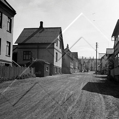 LOG 001 4-2.jpg