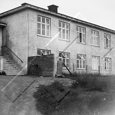 ÓSS 008 033 4-1