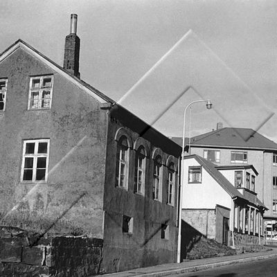 ÁBS 10 446