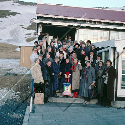 HÁÞ 001 122 1-2