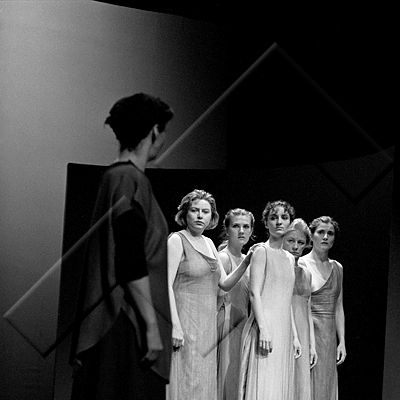 365 leiklist Alþýðuleikhúsið Medea 01