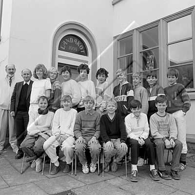 EÓL 006 052 4-7