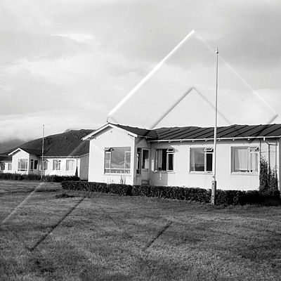 HEF 001 028 7-2.jpg