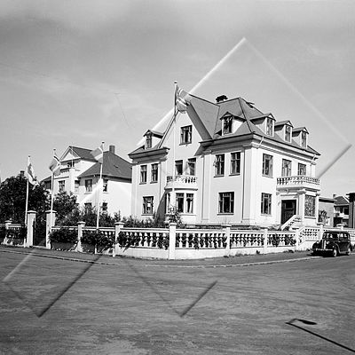 PTH 054 081 1-1.jpg